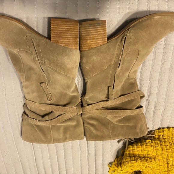 Tahari Johnny Slouchy boots - Picture 3 of 5